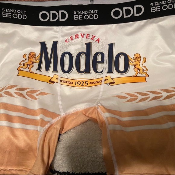 Men’s boxers 💋💋💋 SOLD💋💋💋new with tag  size XL modelo. - Picture 1 of 2